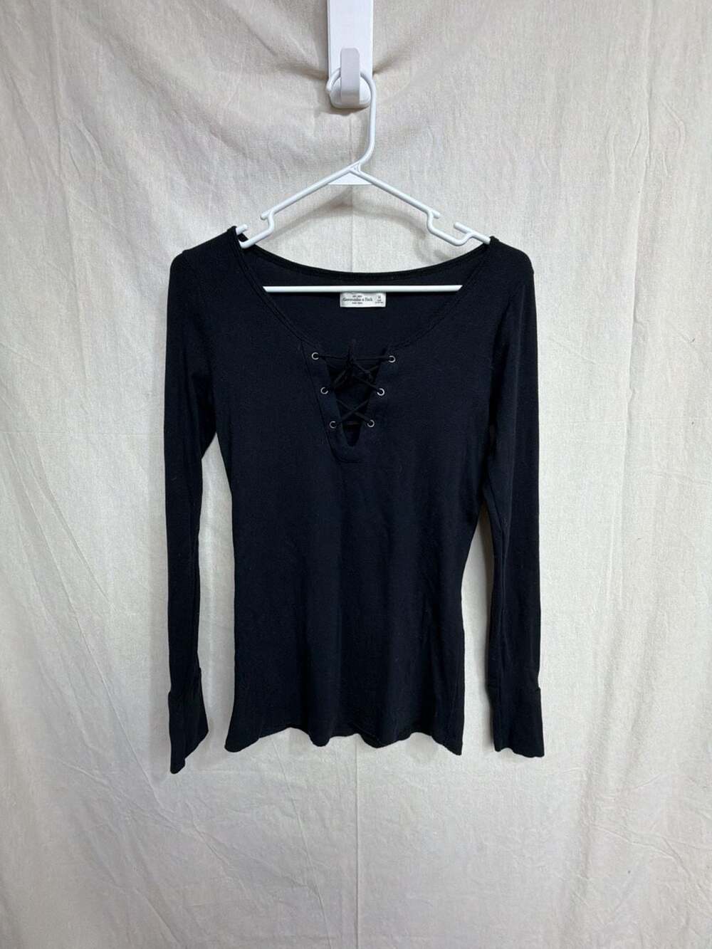 Abercrombie & Fitch Black Long Sleeve Lace-Up Front Ribbed Knit Top